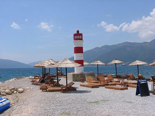 Apartments Lanterna Tivat Exteriör bild